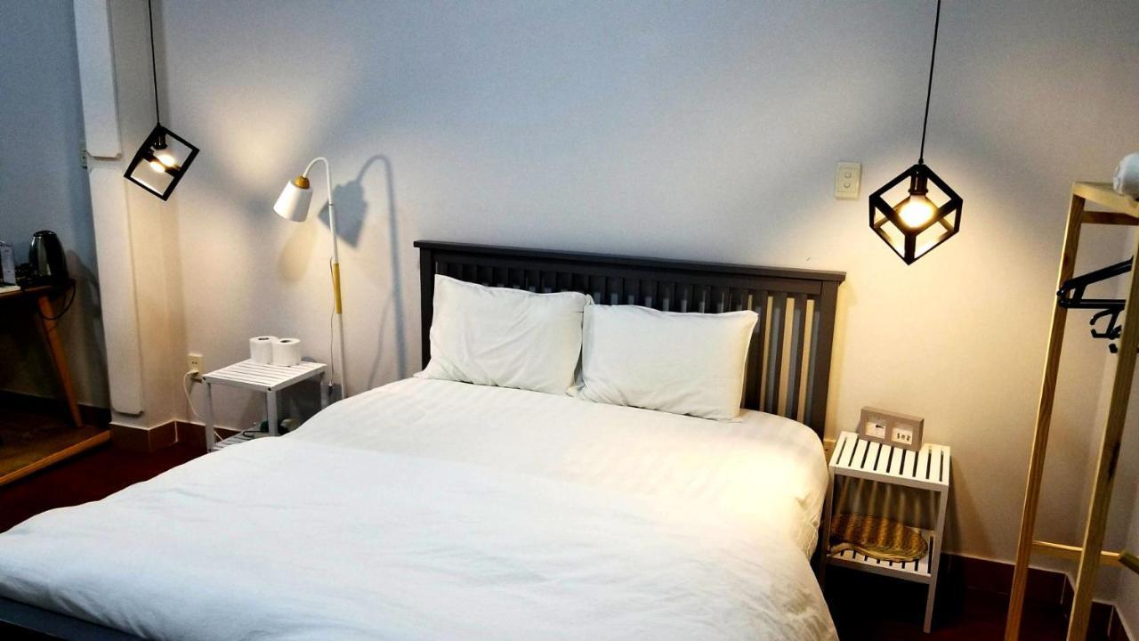The Roost Hostel Хошимін Екстер'єр фото